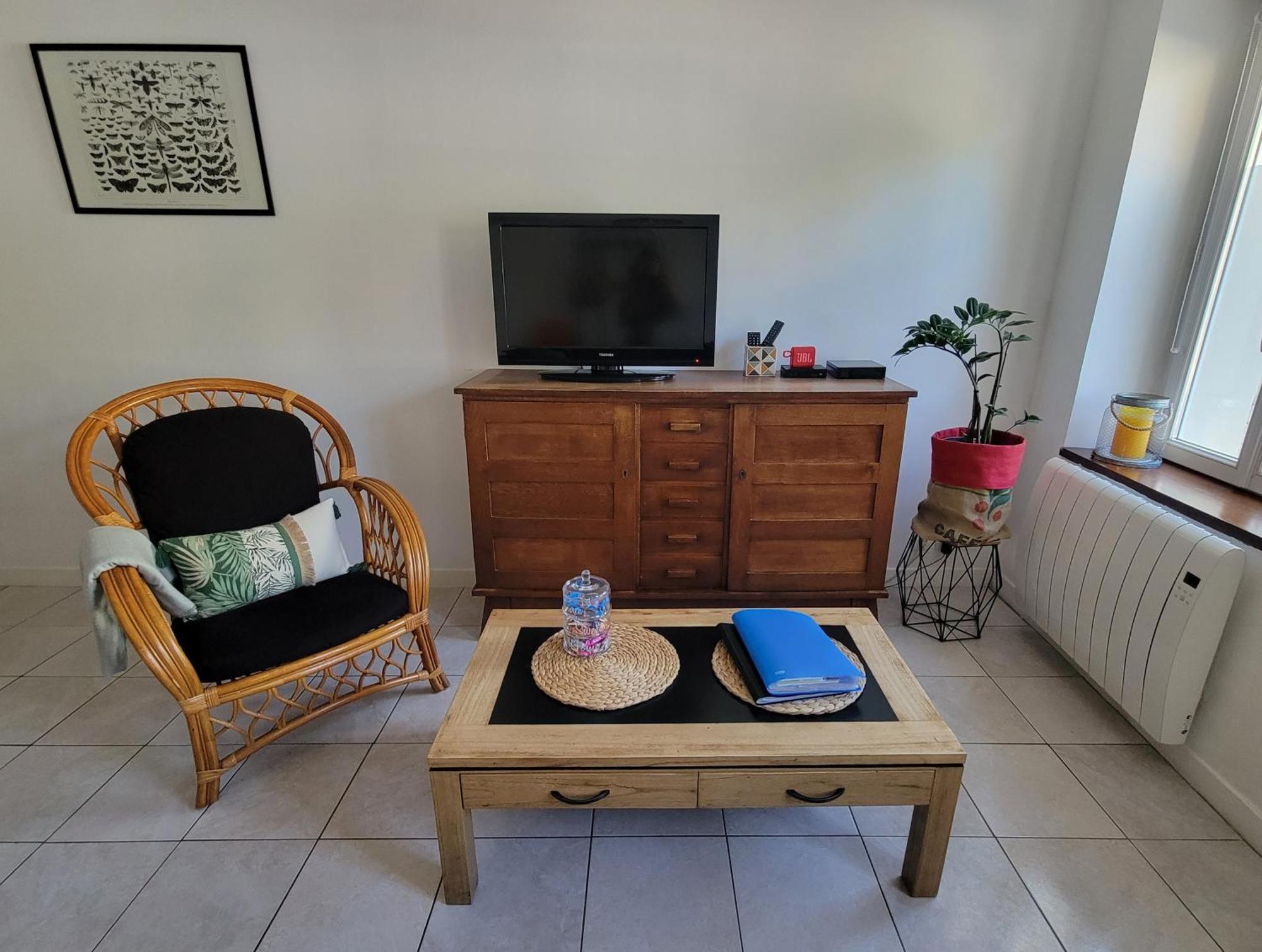 Appartement Avec Terrasse Gaillon ภายนอก รูปภาพ